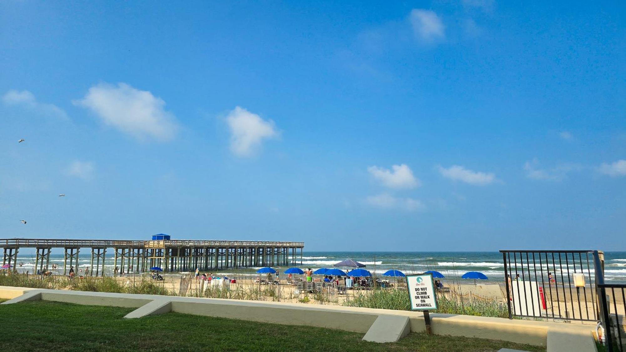Herons Haven Coastal Elegance With Pool Access 223 Holiday home South Padre Island