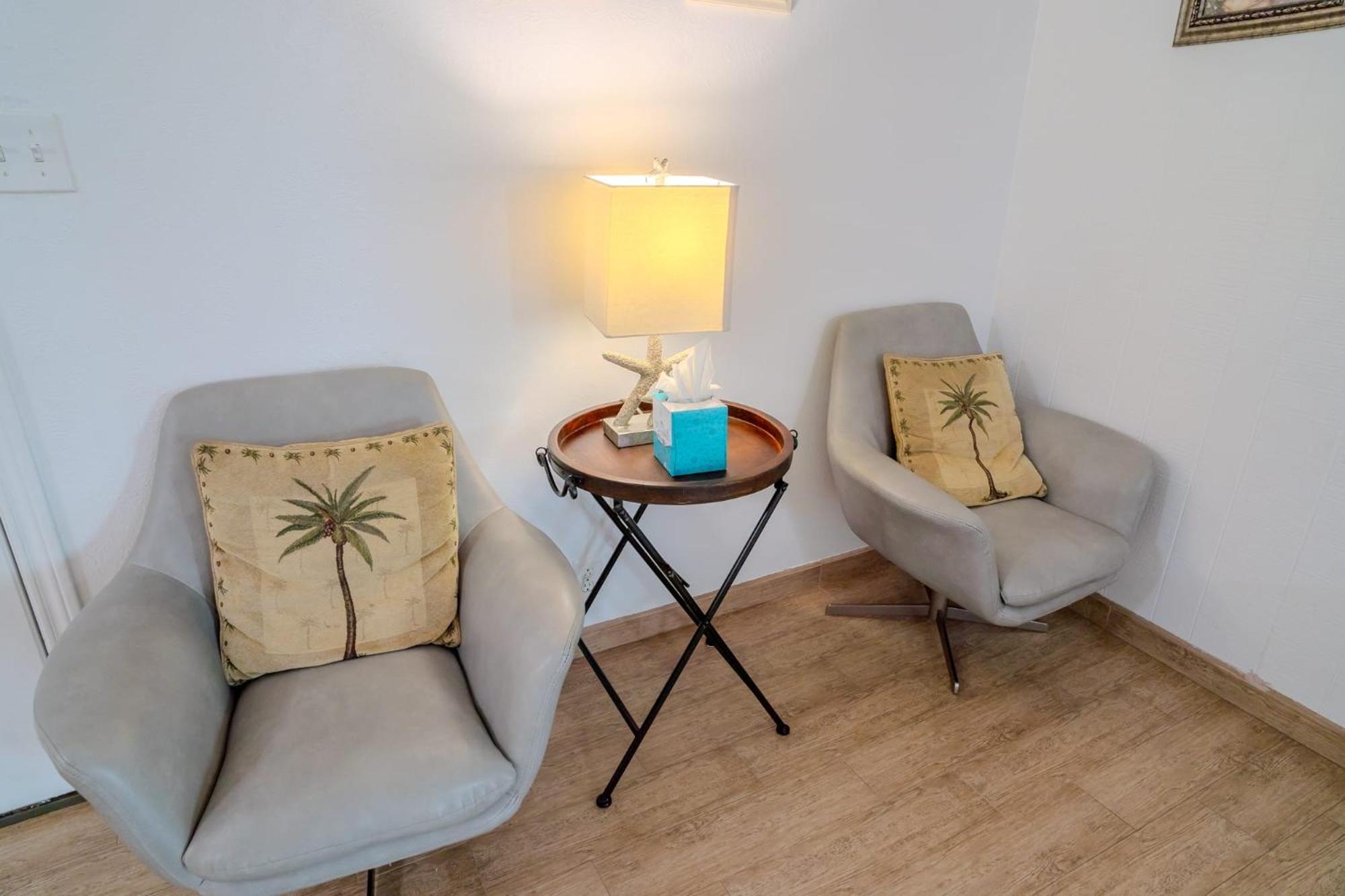 Herons Haven Coastal Elegance With Pool Access 223 Holiday home *